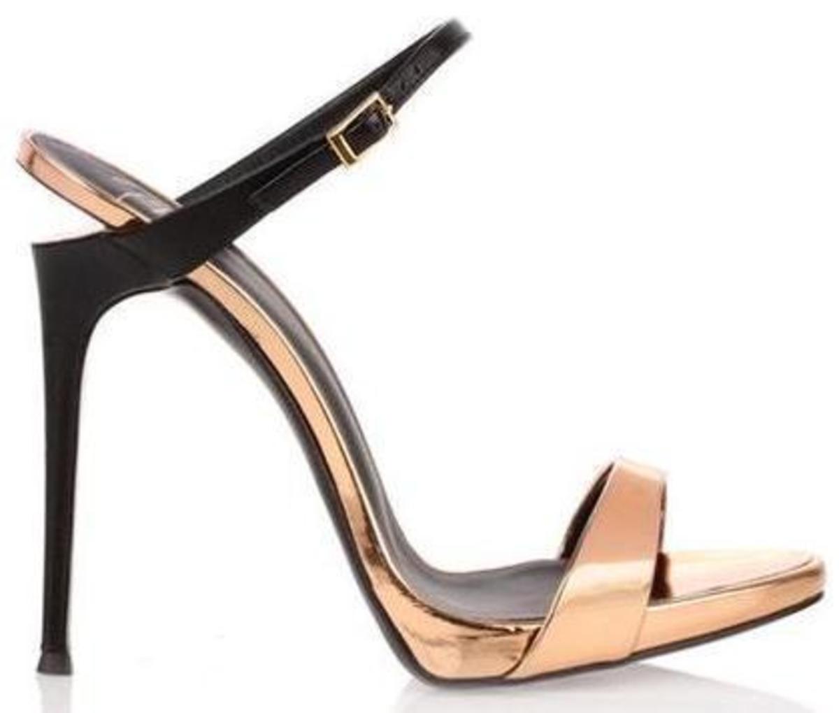 Giuseppe Zanotti Metallic Sandal - Rose 
