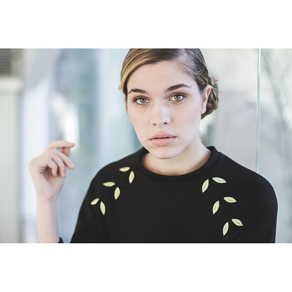 Livlov Black Leaf Sweatshirt Livlov Black Leaf Sweatshirt