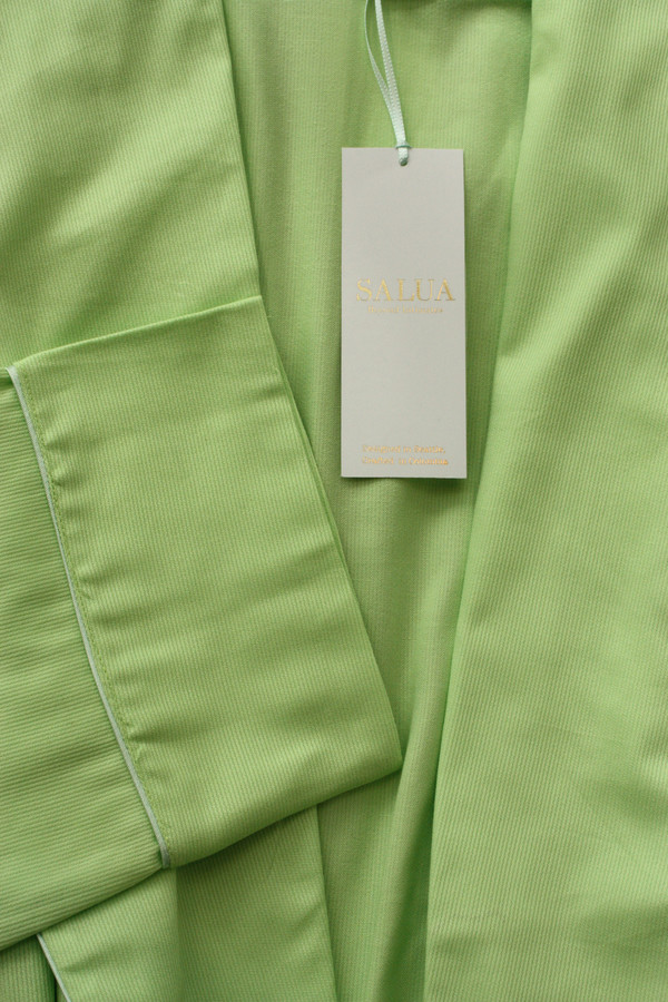 Salua Atelier Classic Cotton Pique Robe 39" Salua Atelier Classic Cotton Pique Robe 39"