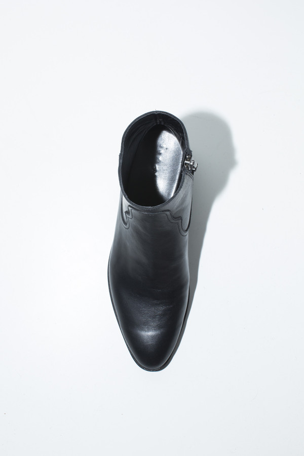 Assembly New York Black Flat Boot Assembly New York Black Flat Boot