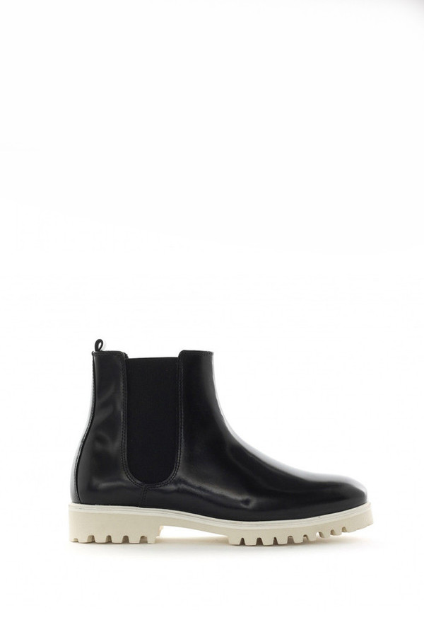Royal Republiq Black JodiQ Chelsea Hiker Royal Republiq Black JodiQ Chelsea Hiker