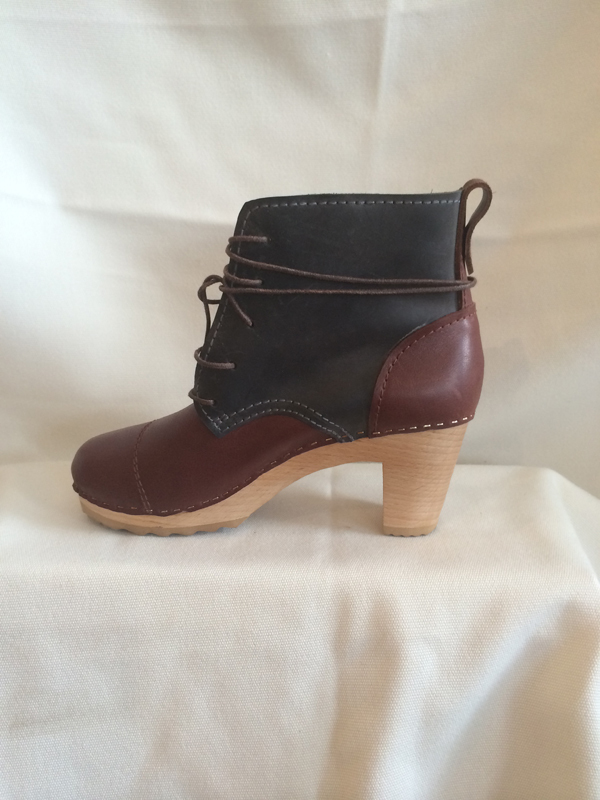 bryr leather clog bryr leather clog