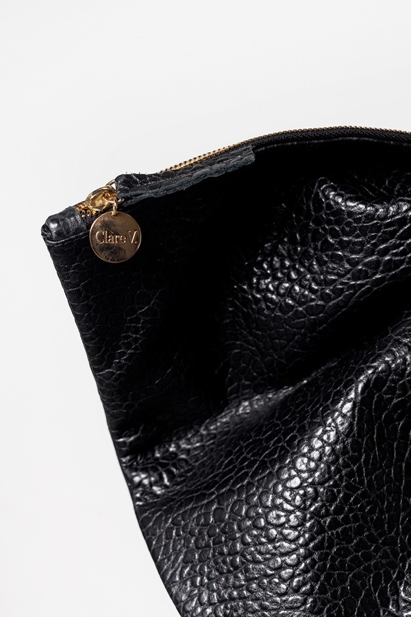 Clare V. Oversized Clutch - black pebble Clare V. Oversized Clutch - black pebble