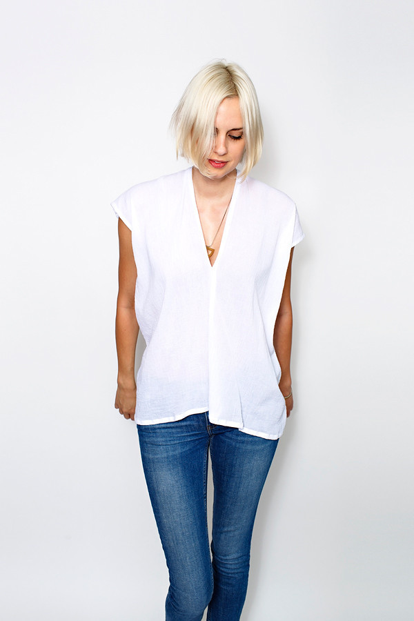 GRATITUDE COLLECTION White Everyday Top, Cotton GRATITUDE COLLECTION White Everyday Top, Cotton