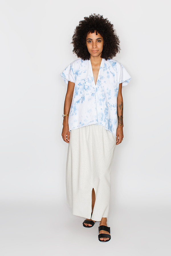 GRATITUDE COLLECTION White Everyday Top, Cropped Denim GRATITUDE COLLECTION White Everyday Top, Cropped Denim