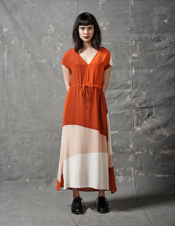 ALI GOLDEN DRAWSTRING DRESS - REDS ALI GOLDEN DRAWSTRING DRESS - REDS