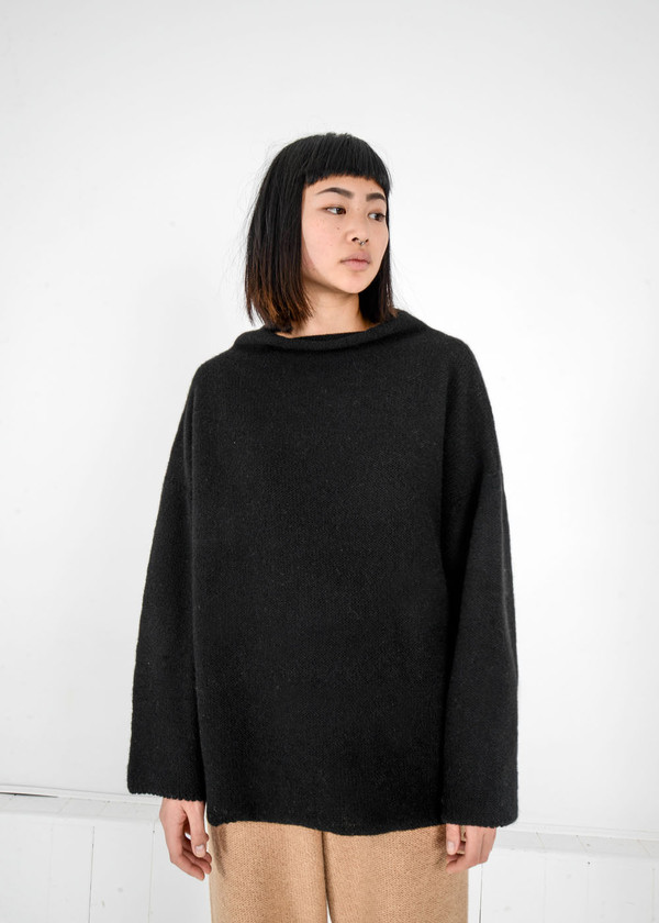 Baserange Gerda Pullover Sweater Baserange Gerda Pullover Sweater