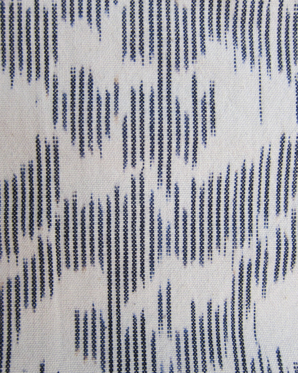 esby IKAT LARGE SCARF - CREAM/NAVY esby IKAT LARGE SCARF - CREAM/NAVY