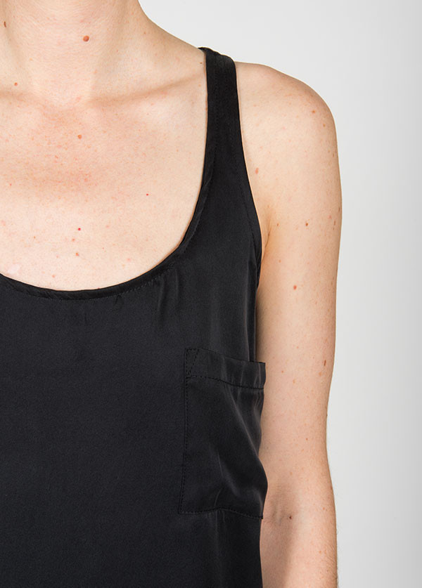 DOLAN - SLEEVELESS POCKET SCOOP DOLAN - SLEEVELESS POCKET SCOOP