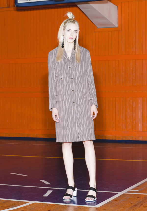D. Efect Shae Overcoat D. Efect Shae Overcoat
