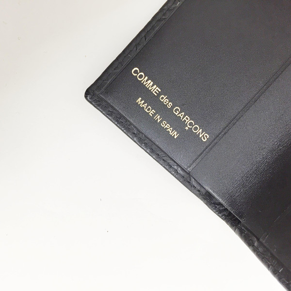 Comme des Garcons - Black Embossed Star Card Case Comme des Garcons - Black Embossed Star Card Case