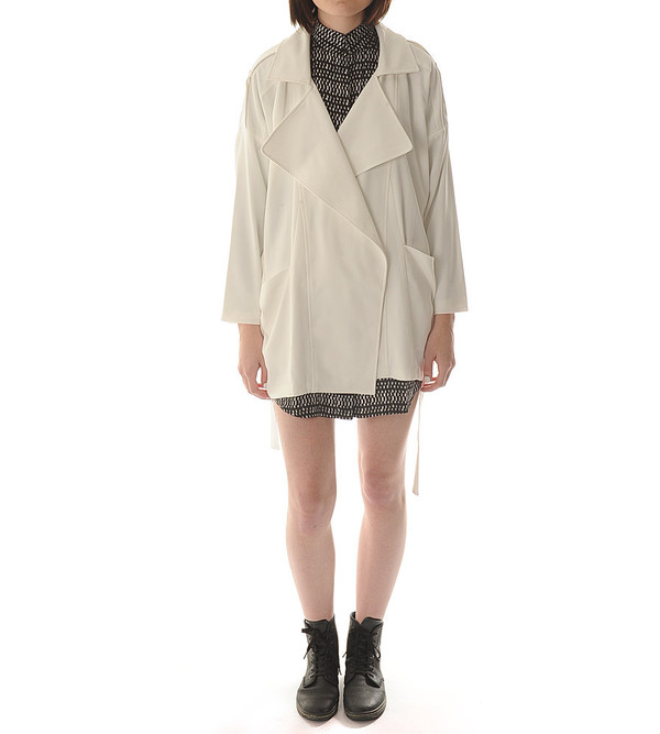Shakuhachi China White Overcoat Shakuhachi China White Overcoat