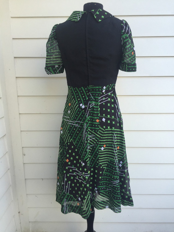 Abstract print Japanese 80's dress size small Abstract print Japanese 80's dress size small