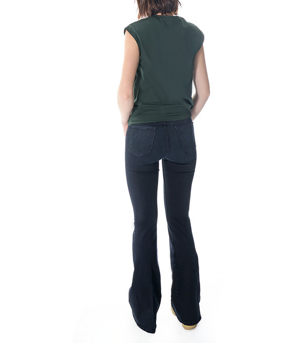 FRAME Denim Le High Flare Jeans in Moxon FRAME Denim Le High Flare Jeans in Moxon