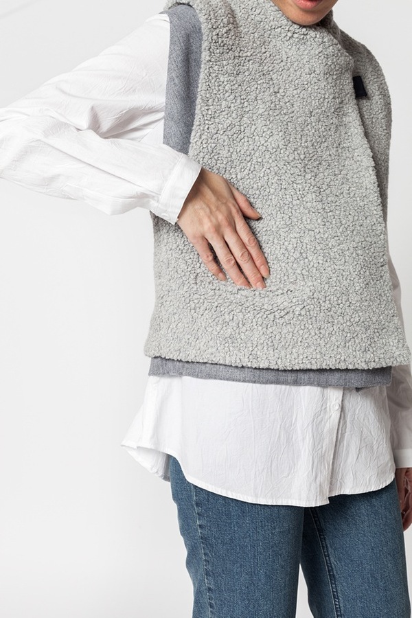 Reality Studio Sign-e Waistcoat - Gray Reality Studio Sign-e Waistcoat - Gray