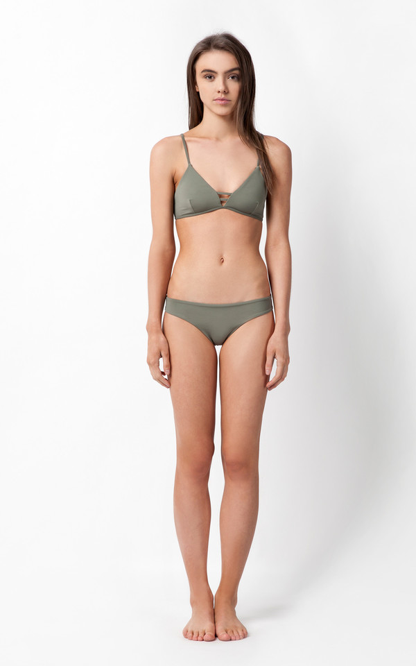 Fenntessa BASIC RUCHED (BOTTOM) Fenntessa BASIC RUCHED (BOTTOM)
