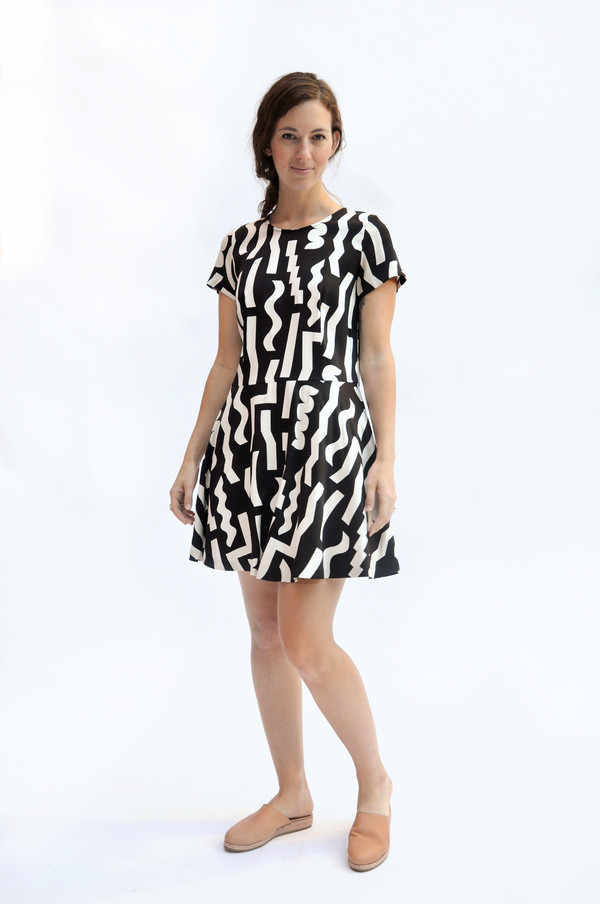 Dusen Dusen Black Slash Box Swing Dress Dusen Dusen Black Slash Box Swing Dress