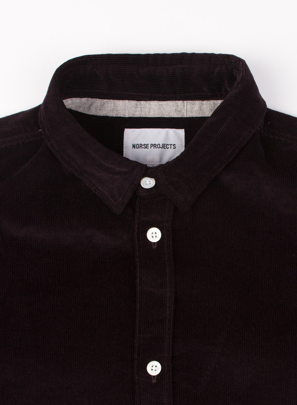Men's Norse Projects Aaron Fine Corduroy Ganache Brown Men's Norse Projects Aaron Fine Corduroy Ganache Brown