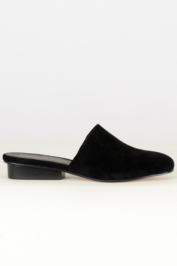Intentionally Blank Touch Mule Intentionally Blank Touch Mule