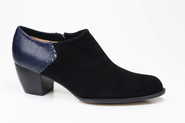 5yMedio Ignacia Black Booties 5yMedio Ignacia Black Booties