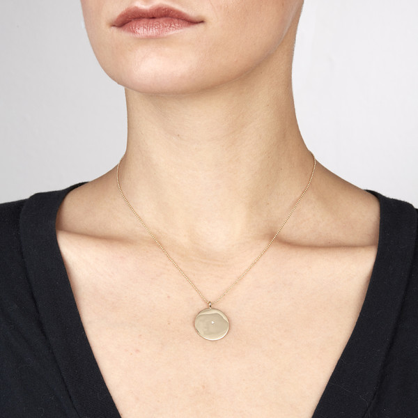 Ariel Gordon 14K Circle Pendant Necklace with diamond Ariel Gordon 14K Circle Pendant Necklace with diamond