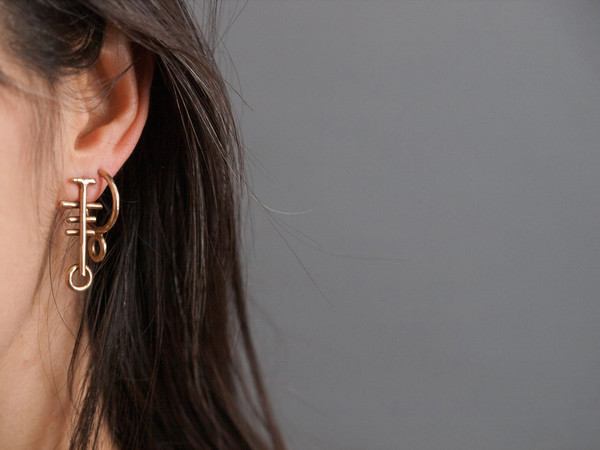Laurel Hill Jewelry - Hawthorn Circle Hoops Laurel Hill Jewelry - Hawthorn Circle Hoops