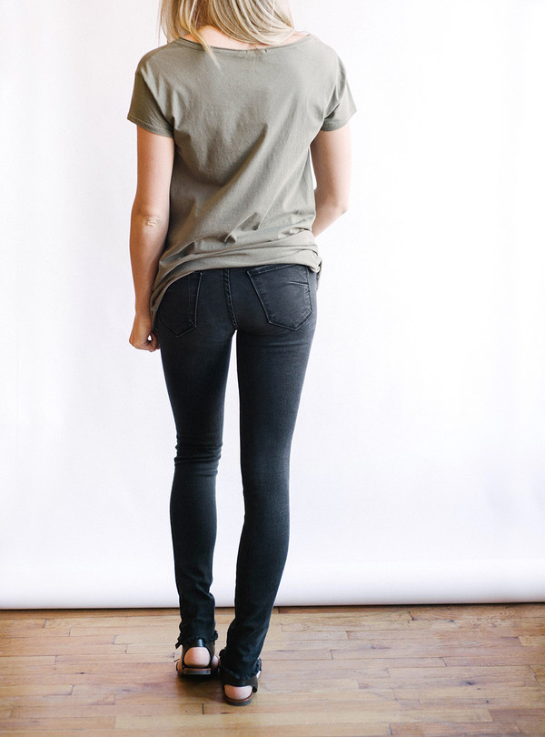 James Jeans Twiggy Blacked Out Jeans James Jeans Twiggy Blacked Out Jeans