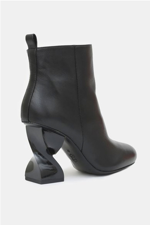 Opening Ceremony Eloyse Twisted Heel Boot I Black Opening Ceremony Eloyse Twisted Heel Boot I Black