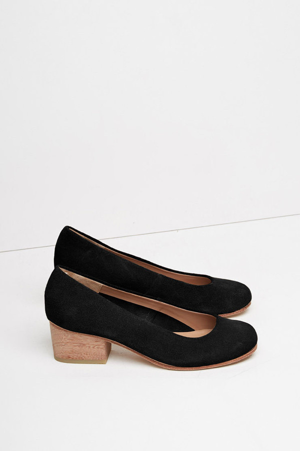 A Detacher Eleanor Pump A Detacher Eleanor Pump