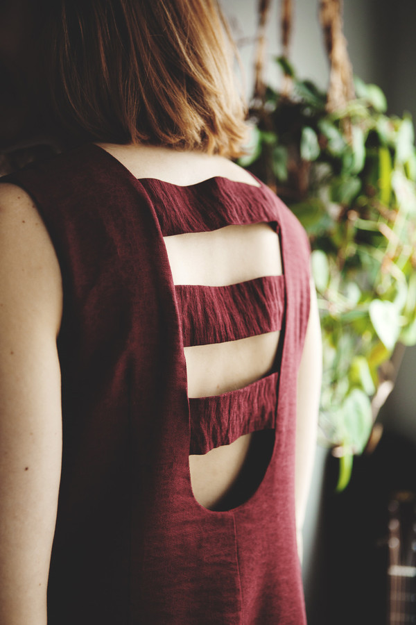 Birds of North America Grenadier Dress (Burgundy) Birds of North America Grenadier Dress (Burgundy)