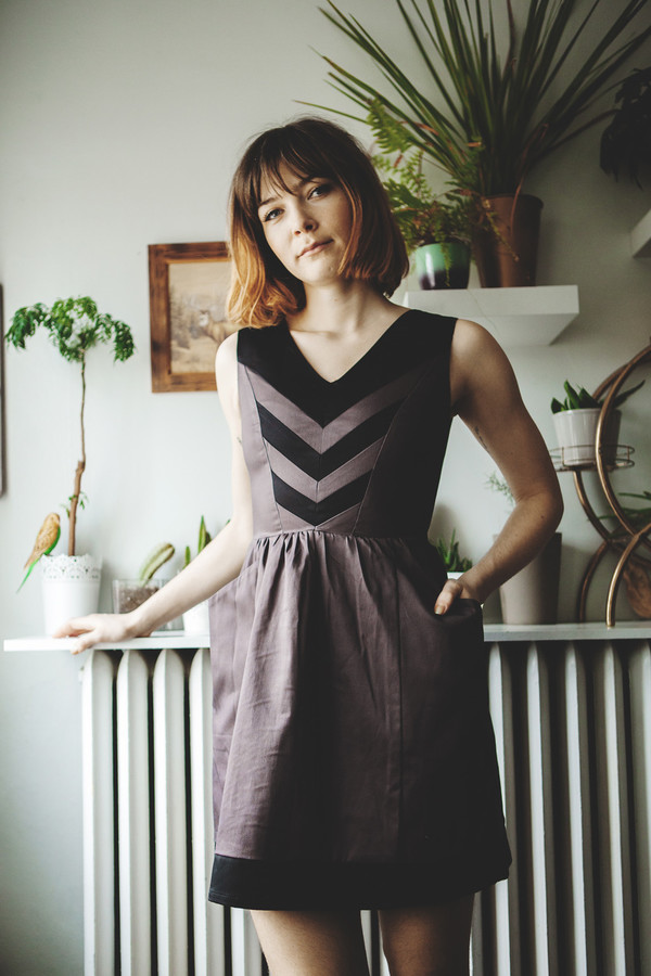 Birds of North America Parula Dress (Charcoal/Black) Birds of North America Parula Dress (Charcoal/Black)