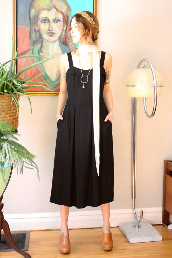 Birds of North America Passerine Dress (Black) Birds of North America Passerine Dress (Black)