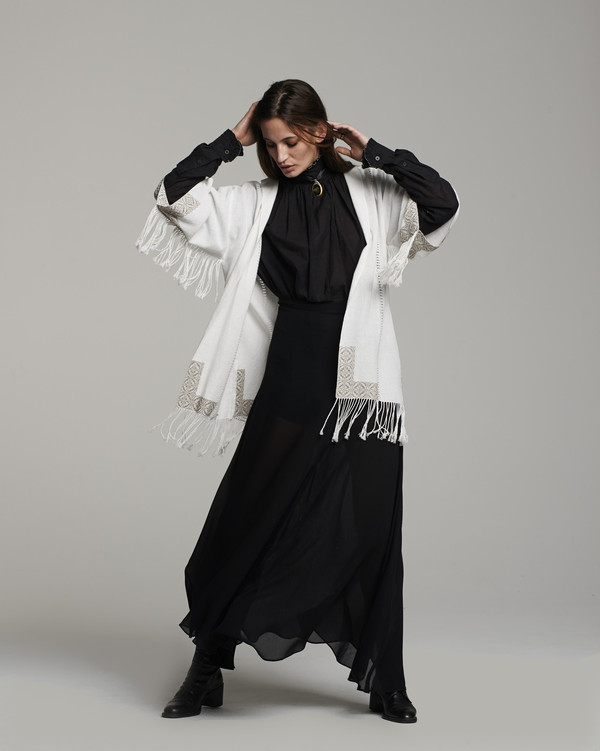 VOZ Fringe Kimono Jacket VOZ Fringe Kimono Jacket