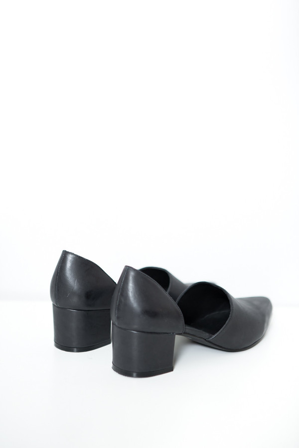 Intentionally Blank Perf Shoe / Black Leather Intentionally Blank Perf Shoe / Black Leather