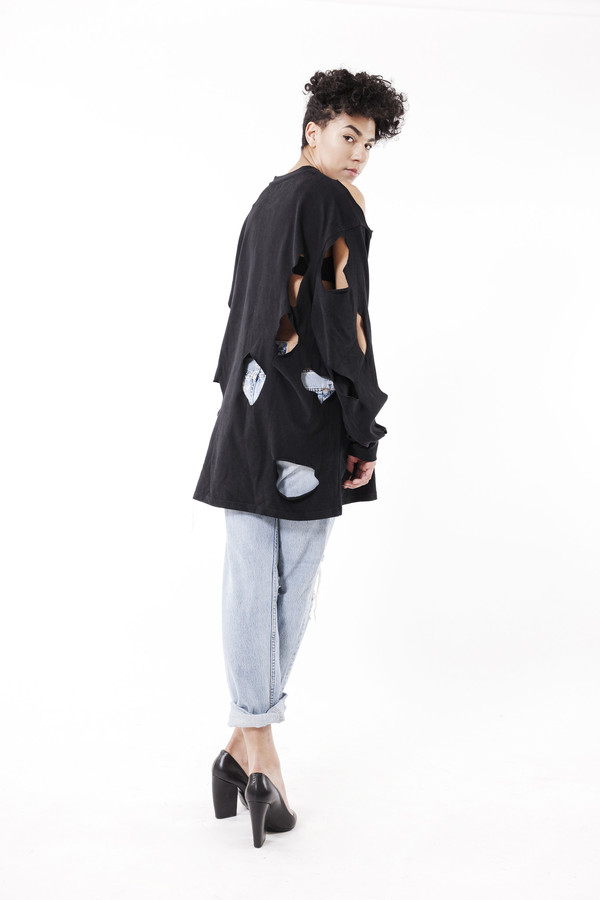 Ikumi Tattered Long Tee (Black) Ikumi Tattered Long Tee (Black)