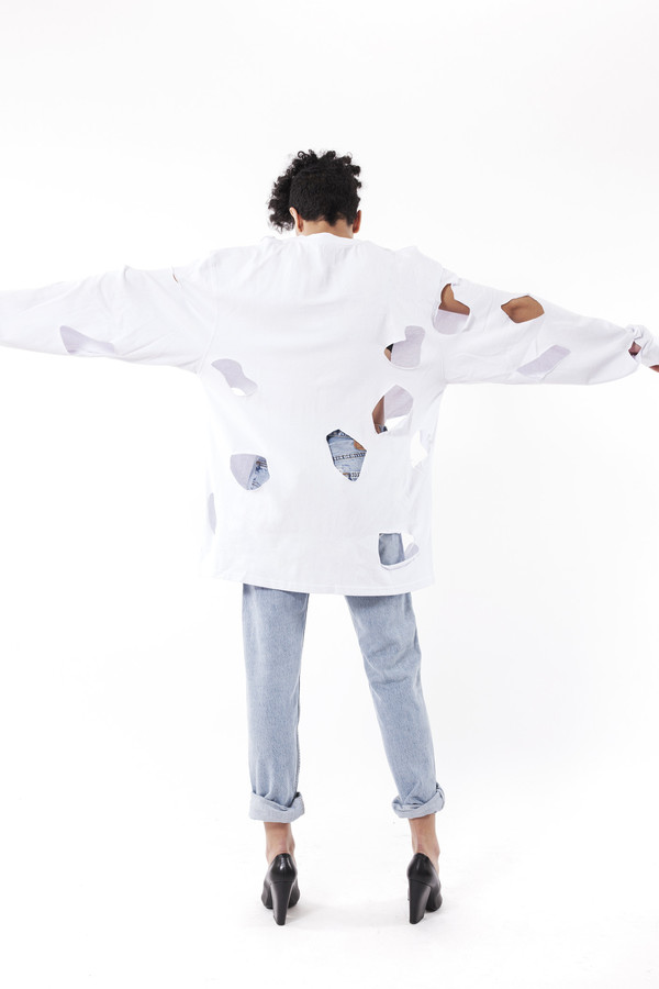 Ikumi Tattered Long Tee (White) Ikumi Tattered Long Tee (White)