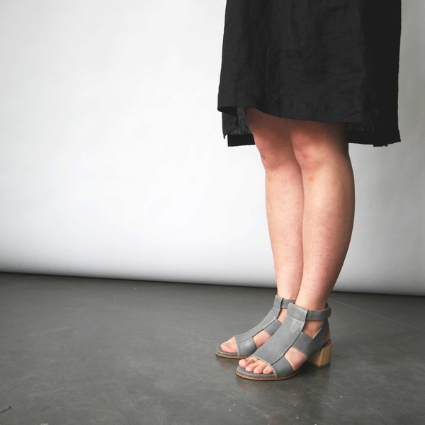 Modaspia Cottage Dress in Black Linen Modaspia Cottage Dress in Black Linen