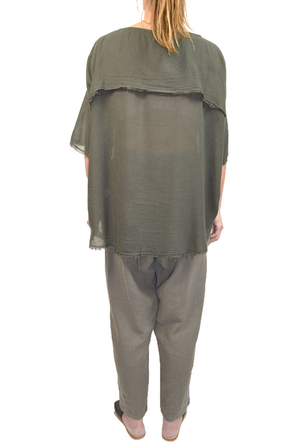 Black Crane Square Top - Charcoal Black Crane Square Top - Charcoal