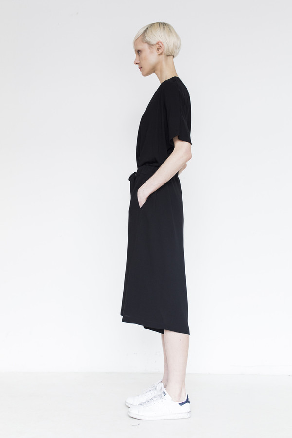Assembly Crepe Baggy Short Assembly Crepe Baggy Short