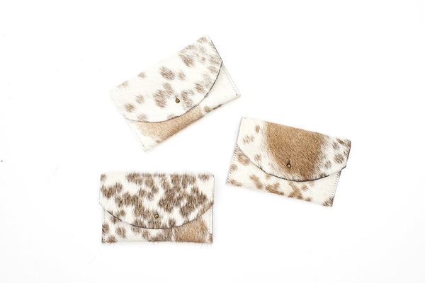 Primecut TAN SPOTTED PASSPORT CLUTCH Primecut TAN SPOTTED PASSPORT CLUTCH