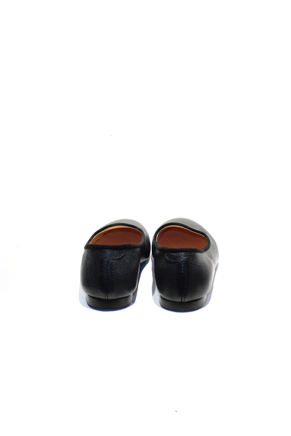 Sisii Slip-On Flats Sisii Slip-On Flats