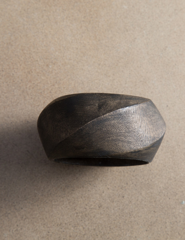 SBJ Austin Wooden Bracelet in Black SBJ Austin Wooden Bracelet in Black