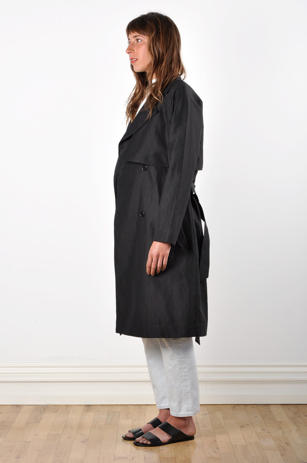 Waltz Oversized Trench Coat in Black Linen/Cotton Twill Waltz Oversized Trench Coat in Black Linen/Cotton Twill