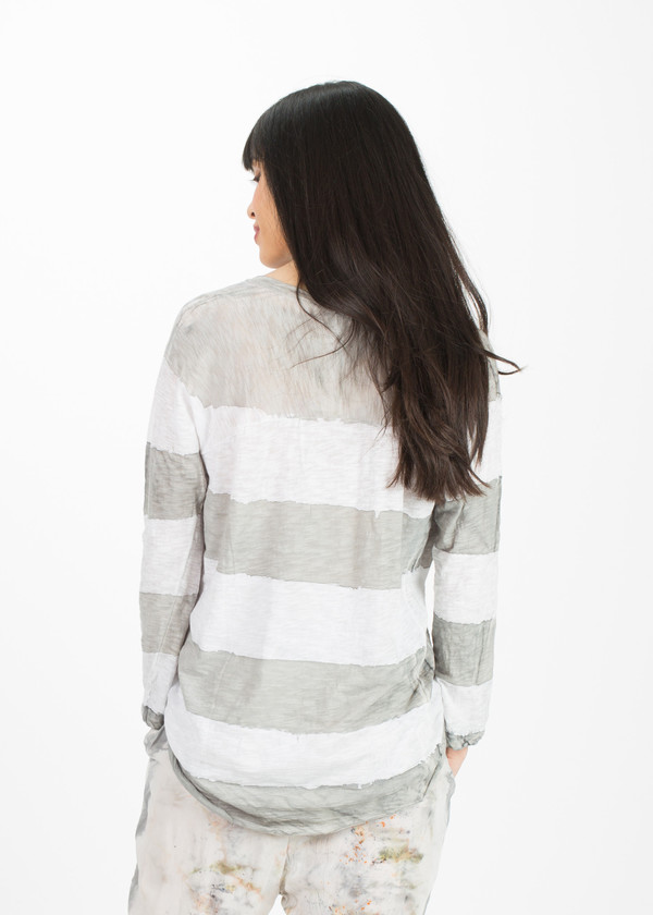 Gilda Midani V-Neck Tunic Tee Gilda Midani V-Neck Tunic Tee
