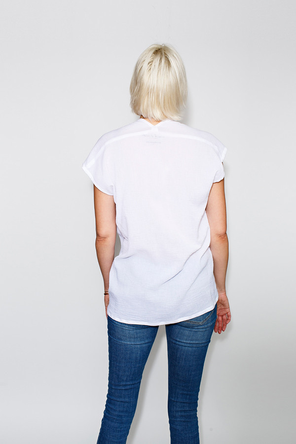In-Stock: Everyday Top, Cotton Gauze in White In-Stock: Everyday Top, Cotton Gauze in White