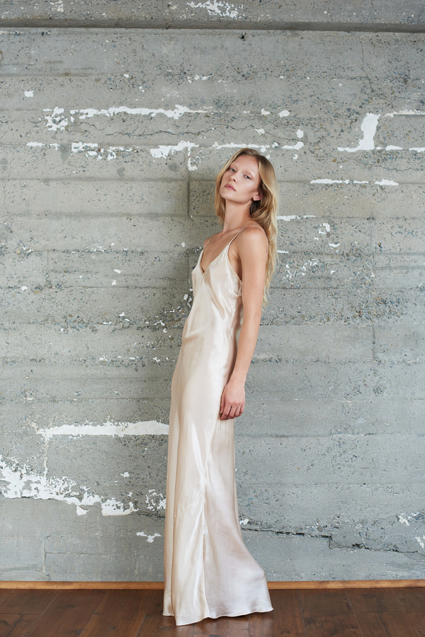 Kamperett Rosalind Silk Charmeuse Slip Dress | Champagne Kamperett Rosalind Silk Charmeuse Slip Dress | Champagne
