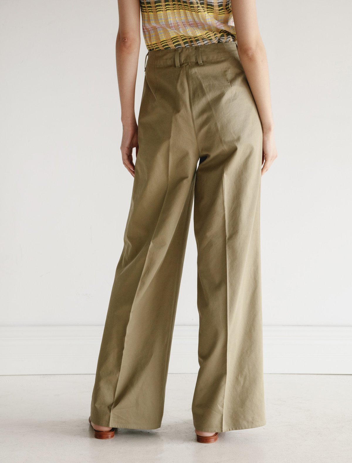 washed finx light chino wide pants