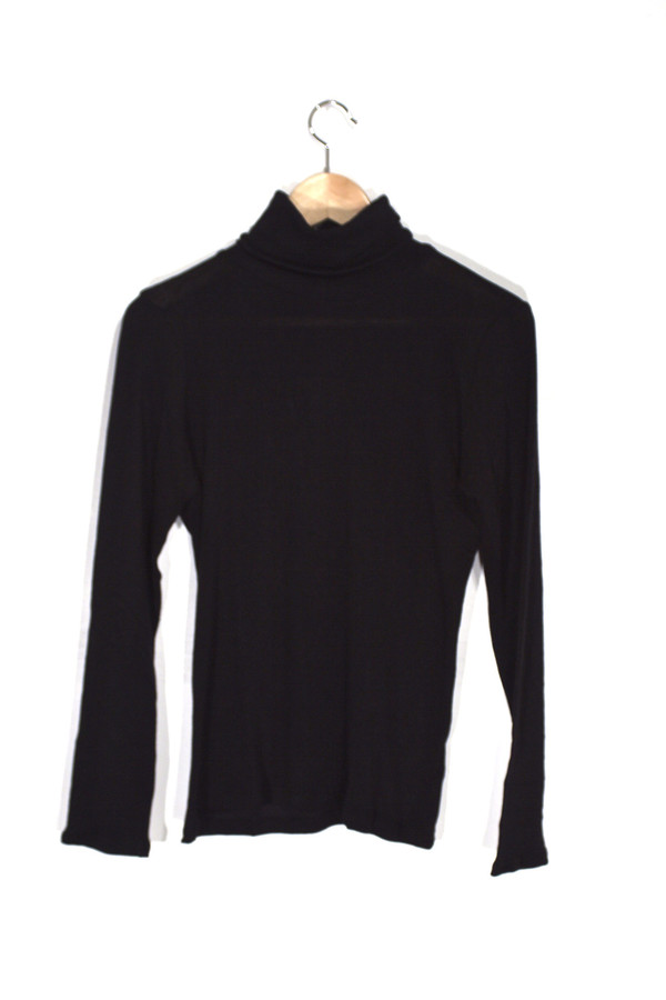 Objects Without Meaning Turtle Neck in Black Objects Without Meaning Turtle Neck in Black