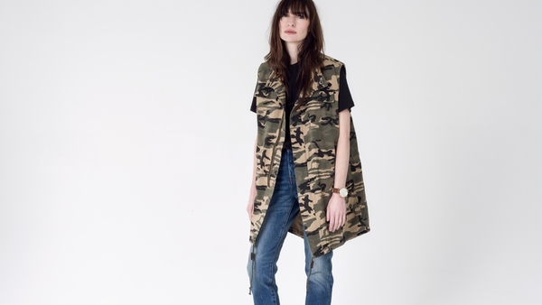 Capulet CAMO SURVIVAL JACKET Capulet CAMO SURVIVAL JACKET