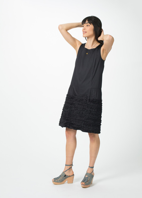 Dosa Simple Ruffle Dress Dosa Simple Ruffle Dress